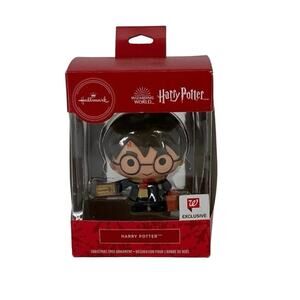 Wizarding World Harry Potter Walgreen Exclusive Christmas Ornament Hallmark L2-8